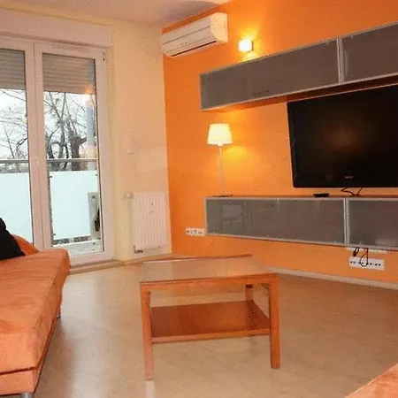Leoapart Czysta Apartment *